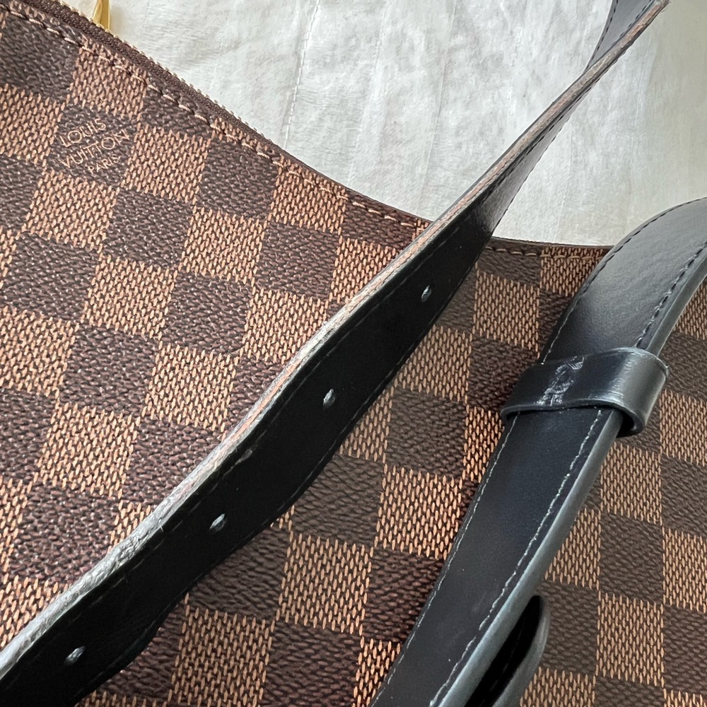 Louis Vuitton Odeon NM PM Damier Leather Shoulder
Bag - Picture 6 of 8